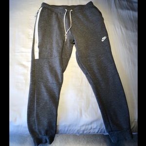 Men’s Nike Grey Jogger Pants XL